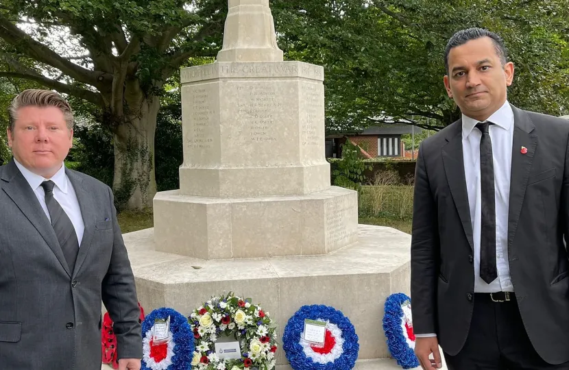 Dean Russell at remembrance event